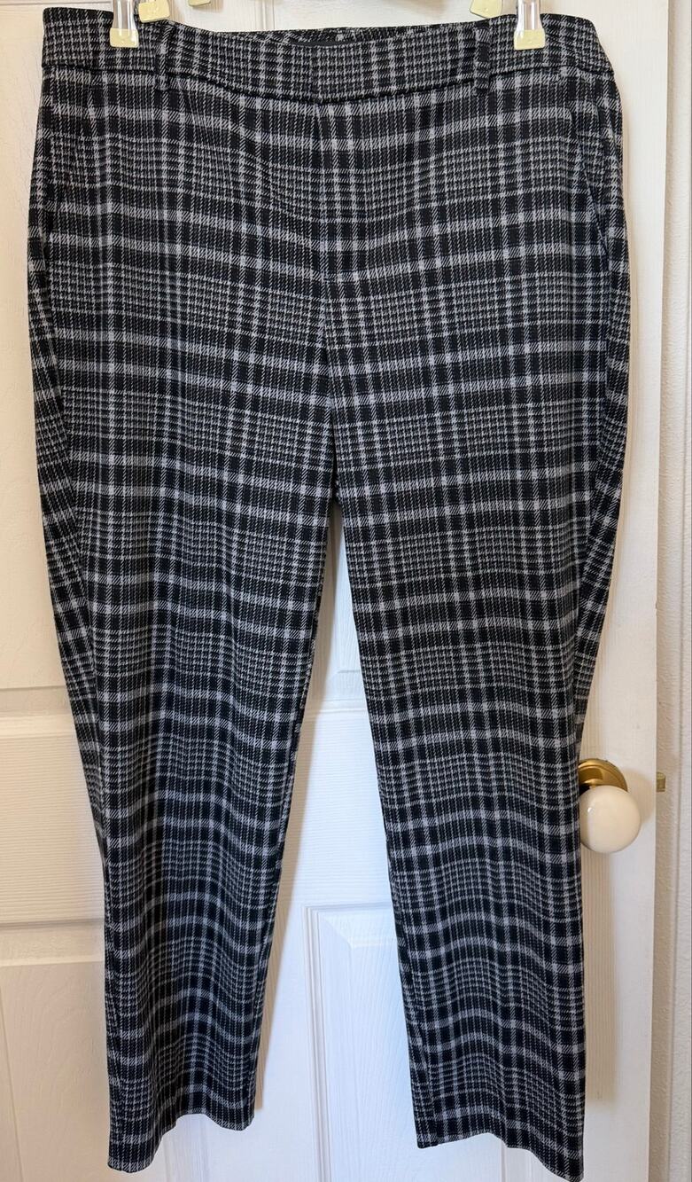 Liverpool Los Angeles Plaid Pull-On Ankle Pants Women’s 12/31 Black Gray